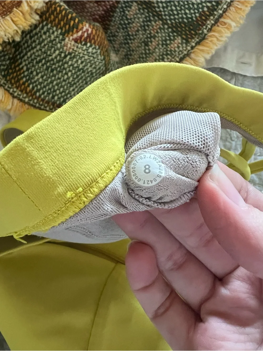 Lululemon Energy Sports Bra Yellow Almost Pear Size 8
